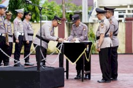 Kapolres Barru Pimpin Sertijab Kapolsek dan Kasat 