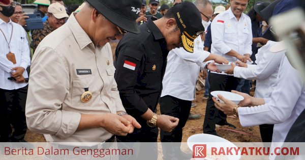 Tanam Sorgum di Konawe Selatan, Mentan SYL Dorong Bupati dan Petani Gunakan KUR