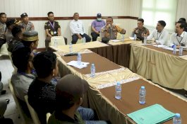 Unjuk Rasa di PLTU Barru, Kapolres Turun Tangan Lakukan Mediasi