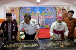 Danny Pomanto Resmikan Gereja Paroki Kristus Raja