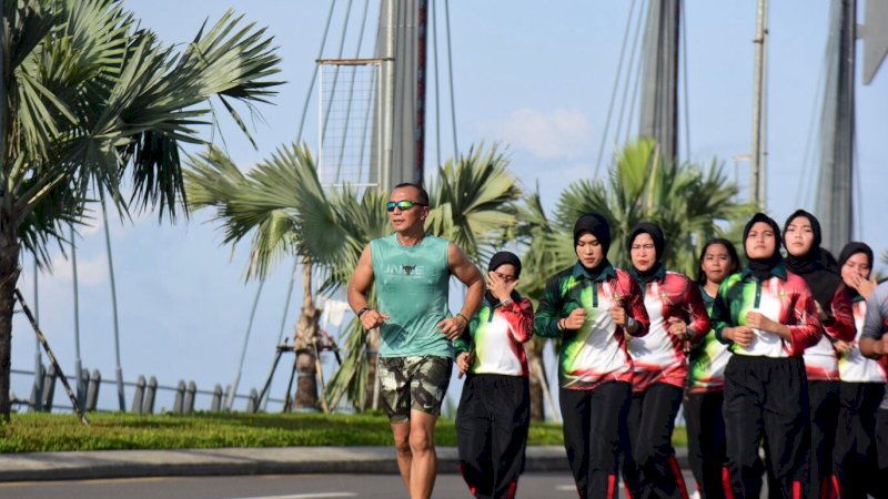 Pangdam Hasanuddin Bersama Jajaran Olah Raga Lari