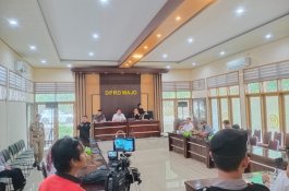 Ketua Komisi I DPRD Wajo Terima Aspirasi PHI