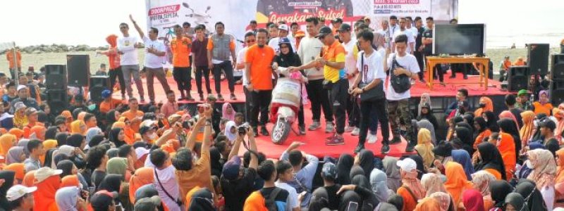 Sulsel Anti Mager di Bulukumba, Guru SLB dan Guru Honorer Dapat Hadiah Utama Motor