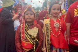 Kirana Sahira Yuswan, Winner Duta Wisata Nusantara Cilik 2023 Ikut Ramaikan Karnaval Budaya Cap Go Meh