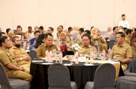 Direktur EKPKD Kemendagri RI Beri Pengarahan di Bimtek Penyusunan LPPD 2022 Pemkot Makassar