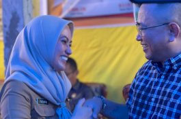 Bupati Luwu Utara Dapat Kejutan Ultah dari Suami