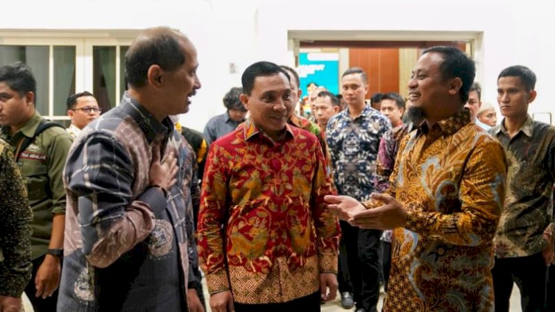 Malam Pisah Sambut Kepala Kejati (Kajati) Sulsel dari Raden Febrytrianto kepada Leonard Eben Ezer Simanjuntak di Baruga Karaeng Pattingalloang, Kompleks Rumah Jabatan Gubernur Sulsel, Rabu (8/2/2023).