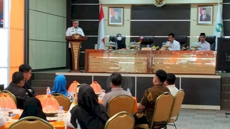 Acara pelantikan Majelis Pengurus Daerah (MPD) Ikatan Saudagar Muslim Se-Indonesia (ISMI) Kota Parepare di Auditorium B.J. Habibie, Kamis (9/2/2023).