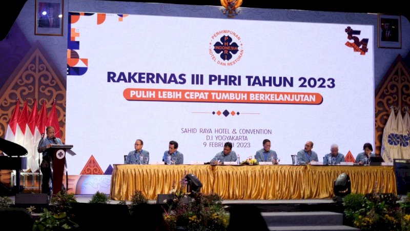 Digitalisasi dan Tingginya Harga Tiket Pesawat Jadi Isu yang Dibahas Pada Rakernas PHRI ke III 2023