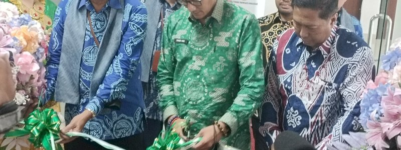 Resmikan Gedung Kuliah Terpadu Poltekpar Makassar, Sandiaga Uno: Terapkan Kerja 4as dan 3G