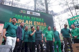 Beri Selamat, Danny Pomanto Bareng Sandiaga Uno Hadiri Harla Ke-50 PPP