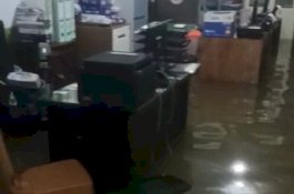 Sejumlah Sekolah Terendam Banjir, Dinas Pendidikan Makassar Imbau Siswa Belajar Daring