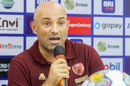 Pelatih PSM Makassar Berharap Pertandingan Melawan Persib Bandung Berjalan Adil