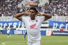 PSM Makassar Tampil Lebih Garang, Persib Bandung Terkapar di Depan Publiknya