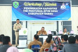 Pemkab Barru Beri Bimtek Kades Baru Penyusunan Dokumen RJPM Desa