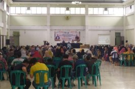 Anggota DPR RI Hasnah Syam-BBPOM Makassar Sosialisasi Obat dan Makanan, 500 Warga Hadir