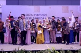 Konsuler Jepang Beri Penghargaan kepada Siswa SMA Islam Athirah Bukit Baruga