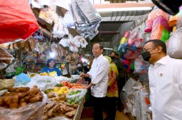 Presiden Jokowi  Pastikan Pasokan Beras Bertambah dari Panen Raya
