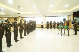 Kepala Kejaksaan Tinggi Sulsel Lantik Enam Kajari Baru