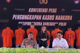 Polri Sita 220 Kg Sabu dan 705 Butir Ekstasi dari Tujuh Tersangka di Sulsel dan Aceh