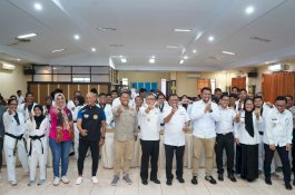 Taufan Pawe Buka Diklat Pelatih dan Wasit Taekwondo Sulsel