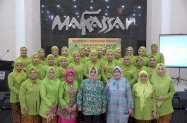 Ketua TP PKK Kota Makassar Tekankan Pelestarian Budaya Tradisional