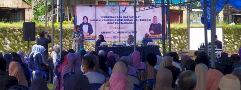 Anggota DPR RI Hasnah Syam Edukasi Warga tentang Obat, Makanan, dan Kosmetik