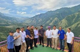 Bupati Enrekang dan Jajaran Sambut Gubernur Sulsel di Bambapuang Park 360
