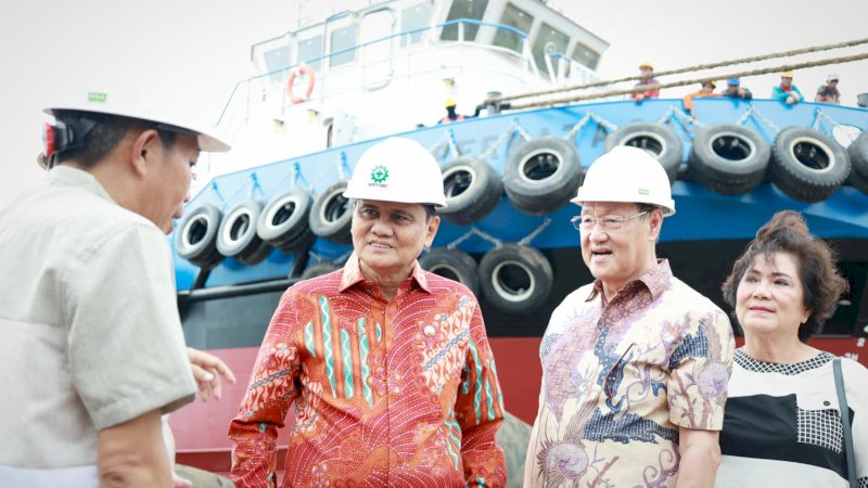 Bupati Barru Saksikan Launching Kapal Baru Milik Galangan Kapal Soppeng Riaja 