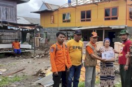 65 Rumah Rusak, Pemprov Sulsel Salurkan Bantuan Korban Angin Kencang di Pinrang