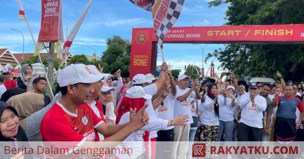 Rudianto Lallo Hadiri Jalan Sehat IKA UNHAS Bone