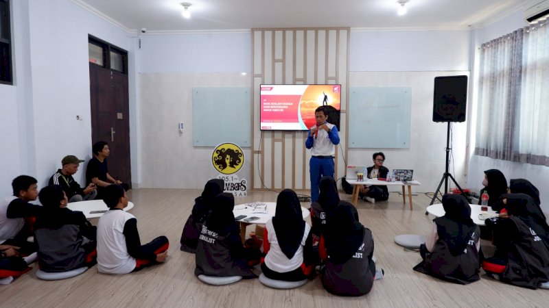 Kini Giliran SMK Telkom Makassar di Sambangi Tim  ASMO dalam Program "Honda on Skul Cari Jagoan" 