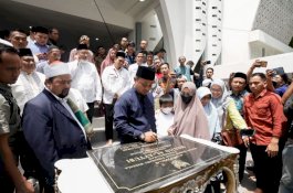 Andi Sudirman Resmikan Penggunaan Masjid Al-Ayyubi Kompleks Kantor Gubernur Sulsel