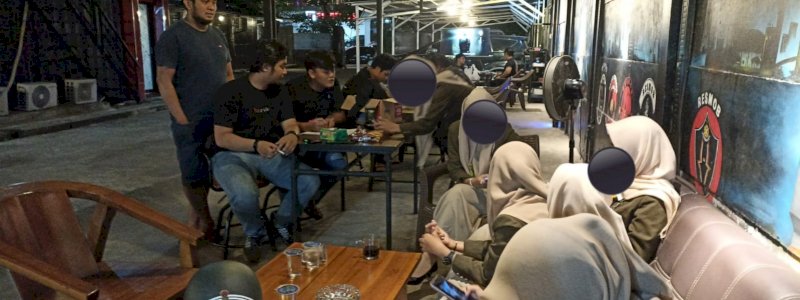 Penemuan Mayat, Saksi Kepada Polisi Menyebut Korban Senyum Sebelum Lompat