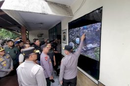 Tim Labfor Polri Selidiki Penyebab Kebakaran Depo Pertamina