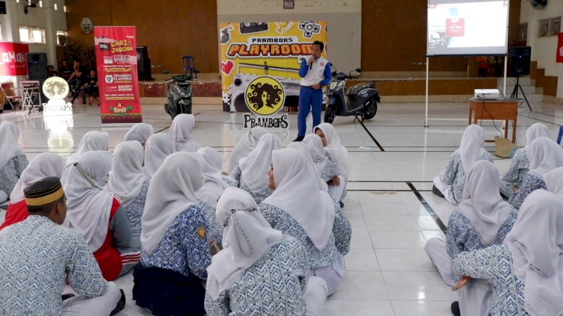 Asmo Sulsel Cari Duta "Safety Riding", Giliran SMAN 5 Makassar yang di Sambangi Tim Honda on Skul Cari Jagoan