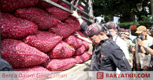 Mentan SYL dan Wamendag Panen Raya dan Lepas Pasokan Bawang Merah Ke Ibukota