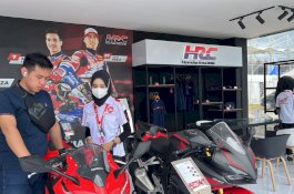 Ramaikan WSBK, AHM Turunkan CBR250 RR dan Adv 160 Sebagai Kendaraan Paddock