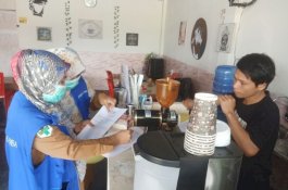 Tingkatkan Kualitas Lingkungan, Puskesmas Masamba Rutin Lakukan Inspeksi Kesehatan Fasilitas Publik