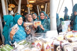 TP PKK Gowa Evaluasi 10 Program Pokok di Dua Kecamatan