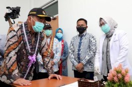 Cakupan BPJS Kesehatan Capai 102 Persen, Bantaeng Raih UHC Award