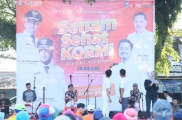 Warga Kecamatan Manggala Ramaikan Senam Sehat di Lapangan Kompleks Unhas