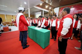 Danny Pomanto Lantik Wakil Bupati Jadi Ketua IKA Unhas Tator dan Torut