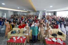 Edukasi Ratusan Warga Makassar Cara Memilih Olahan Makanan yang Aman, Aliyah Mustika Gandeng BPOM Gelar KIE 