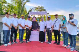 Ribuan Warga Parepare Meriahkan Jalan Sehat Bersama BUMN