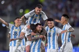 Argentina Kalahkan Panama, Messi Ikuti Jejak Ronaldo