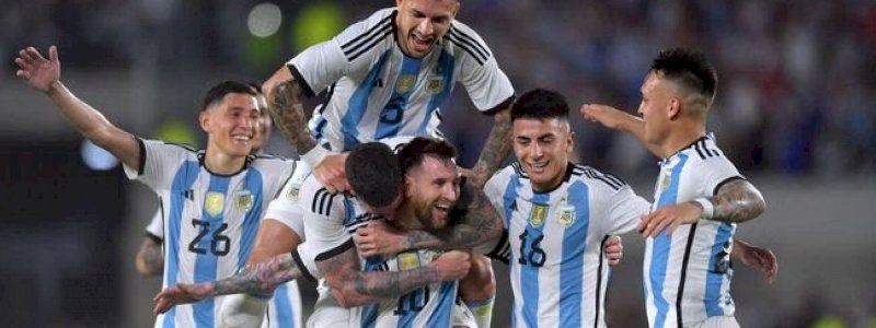 Argentina Kalahkan Panama, Messi Ikuti Jejak Ronaldo 