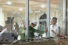 Kubah Ambruk, Rudianto Lallo Langsung Kunjungi Masjid Ittifaqul Jamaah