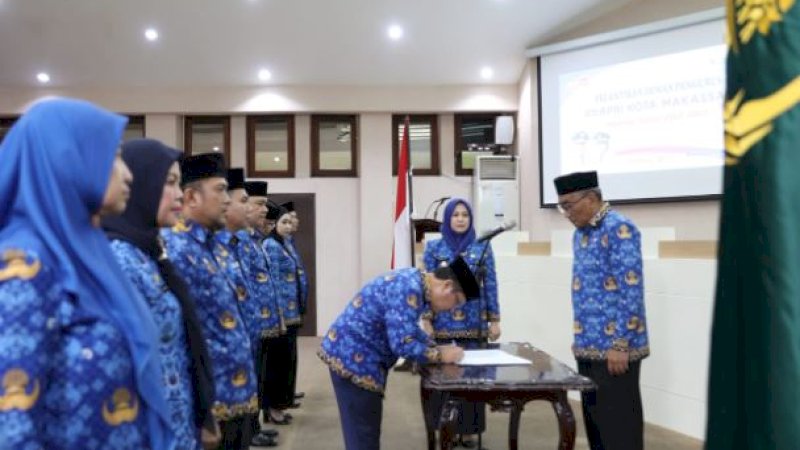 Pelantikan Dewan Pengurus Korpri Kota Makassar masa bakti 2022-2027, di Ruang Sipakatau, Balai Kota Makassar, Jumat (31/03/2023).