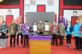 Pemkab Enrekang dan Pemkot Balikpapan Teken Kerjasama, Suplai Hortikultura ke Kalimantan